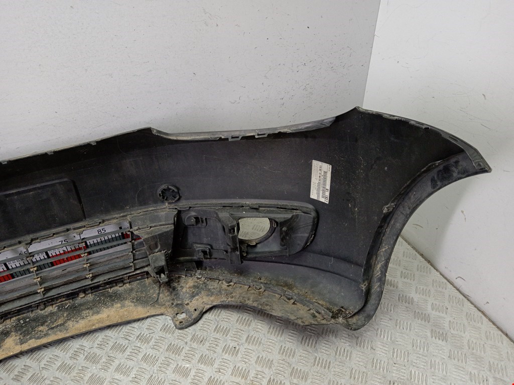 Бампер передний VOLKSWAGEN Touran 2003-2010