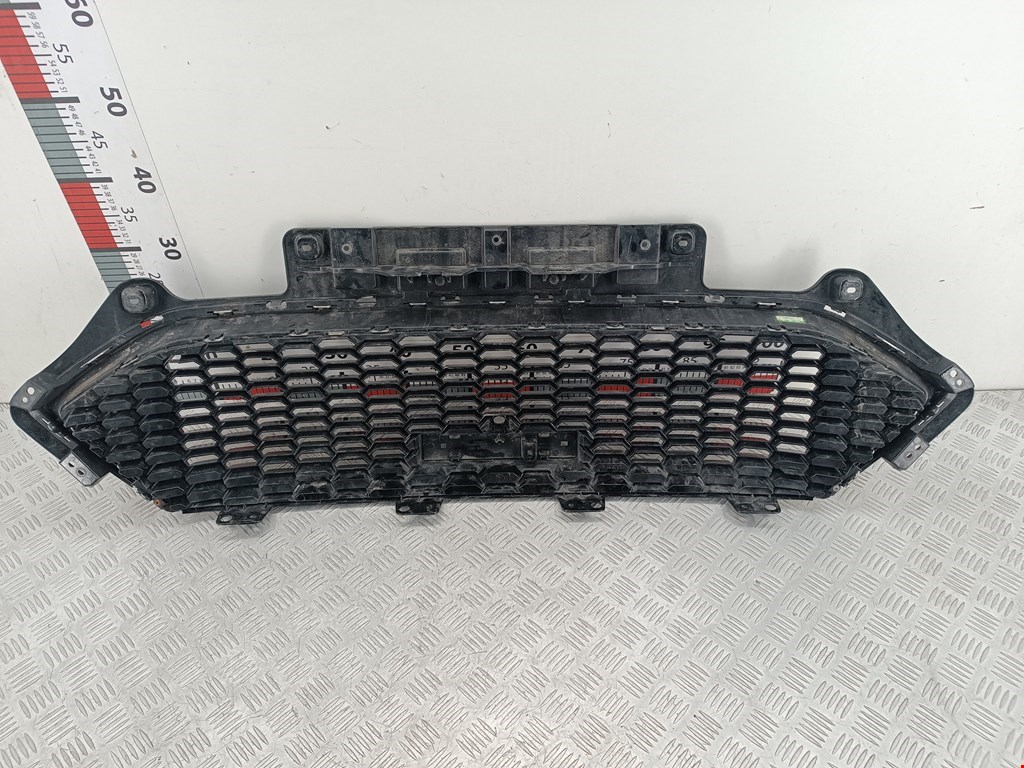 Решетка радиатора HAVAL F7 2018-2024