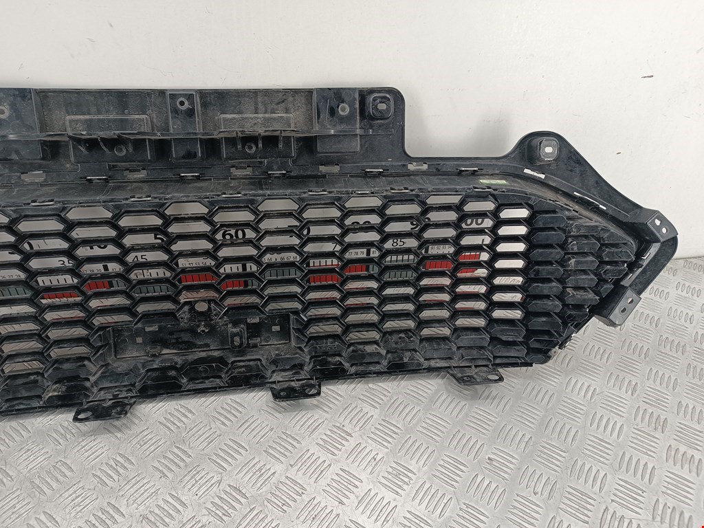 Решетка радиатора HAVAL F7 2018-2024