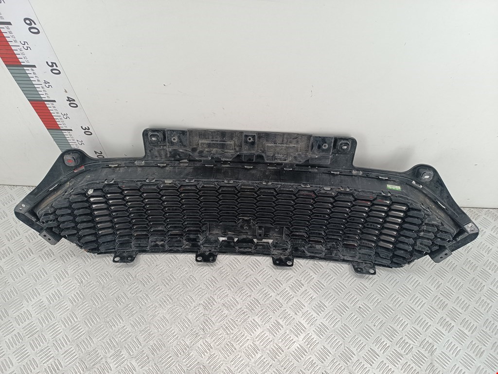 Решетка радиатора HAVAL F7 2018-2024