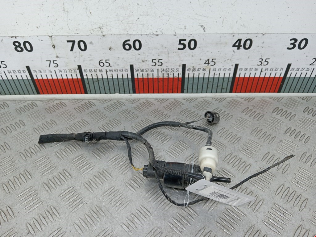 Моторчик стеклоочистителя передний BMW 2-Series Gran Tourer (F46) (2015-2018)