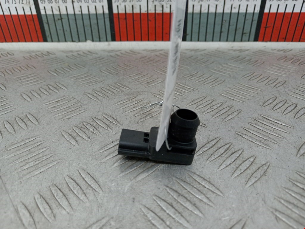 Датчик давления тормозной жидкости Infiniti QX70 (2013-2019)