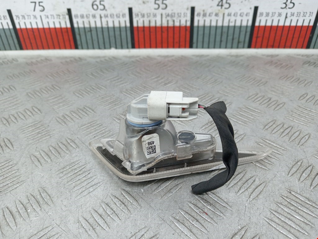 Повторитель на крыло TESLA Model S I 2012-н.в.