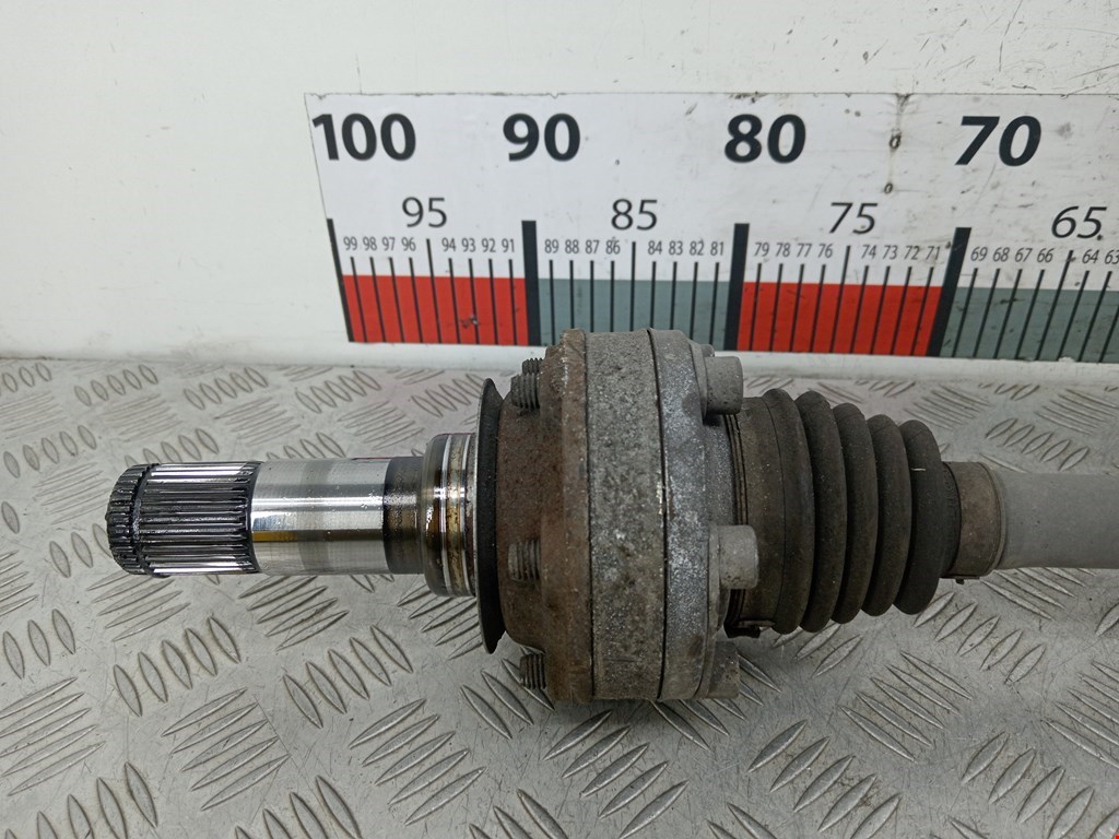 Полуось (привод, приводной вал) задняя левая AUDI Q7 I 2006-2015