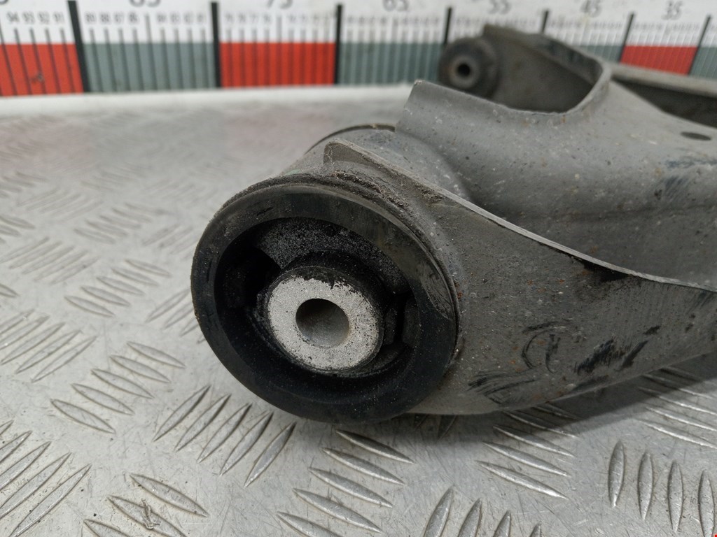 Рычаг задний правый AUDI Q7 I 2006-2015