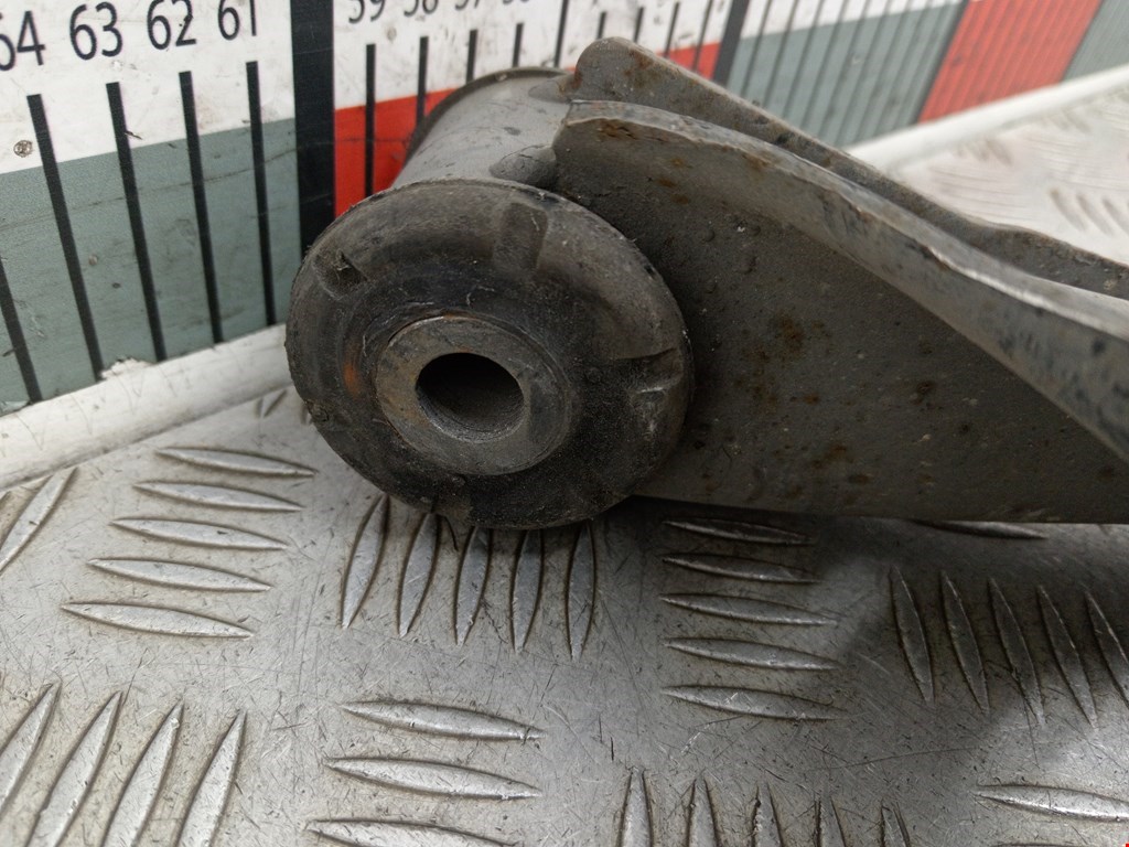 Рычаг задний правый AUDI Q7 I 2006-2015