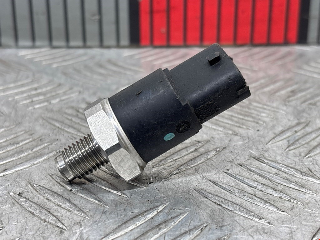 Датчик давления топлива Mercedes E-Class (W210) (1995-2003)