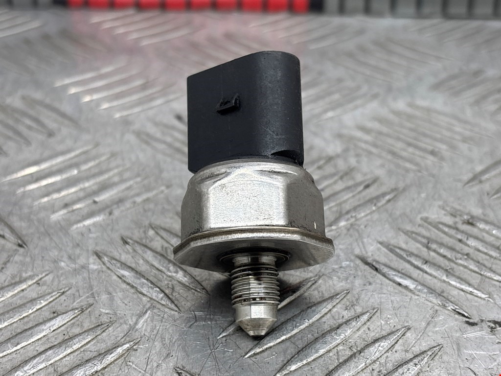 Датчик давления топлива BMW 3-Series (E90/E91/E92/E93) (2004-2013)