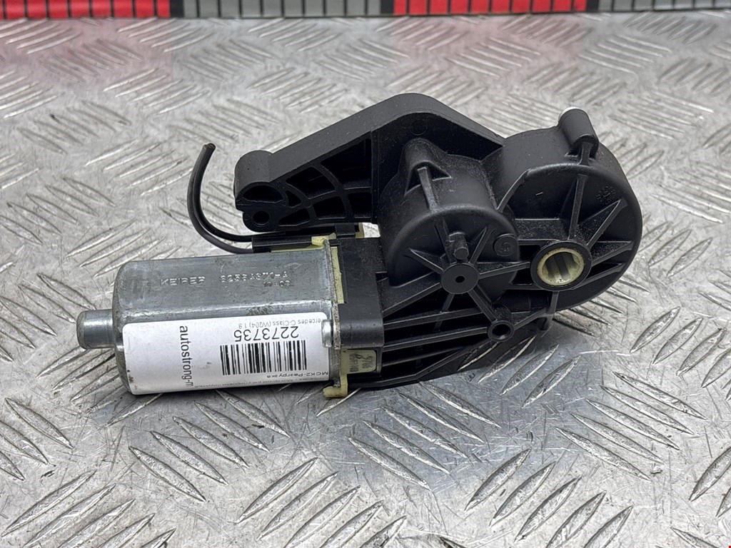 Моторчик регулировки сиденья Mercedes C-Class (W204) (2006-2015)