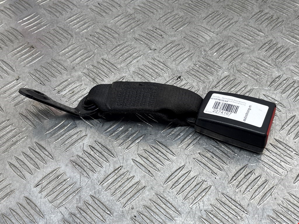 Замок ремня безопасности (преднатяжитель ремня безопасности) Mercedes C-Class (W204) (2006-2015)