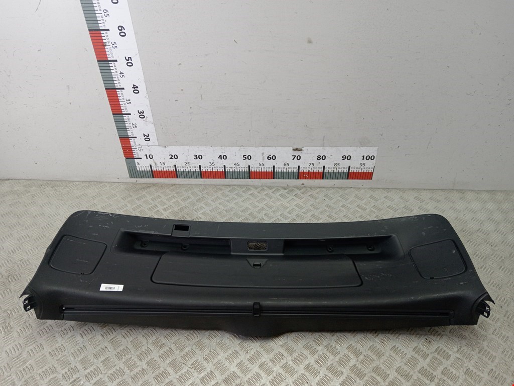 Обшивка крышки багажника Audi Q7 4L (2005-2015)