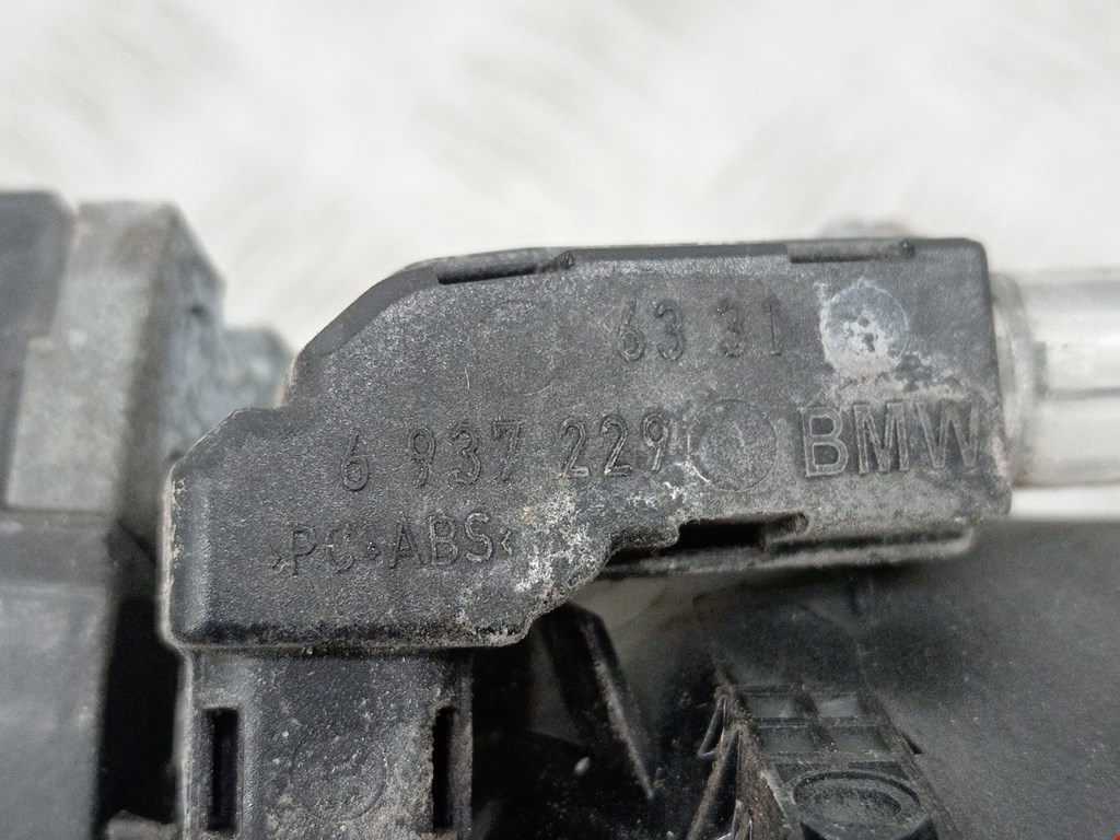 Ручка двери задней наружная левая BMW 7er 7 серия E65/E66 2001-2008