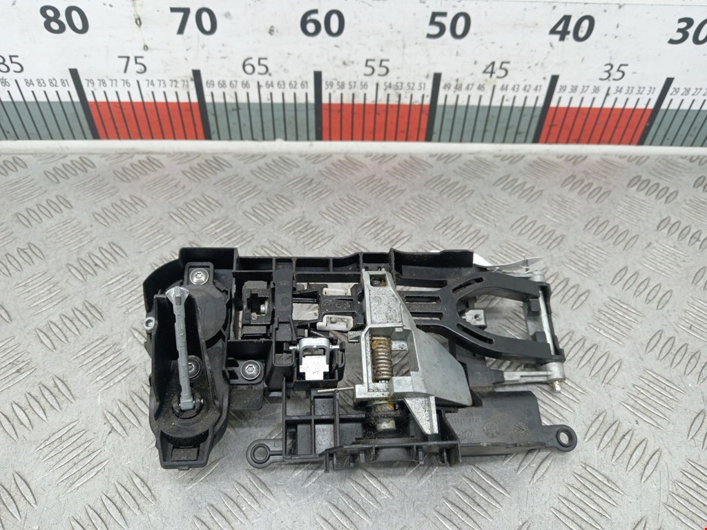 Ручка двери передней наружная левая BMW 5er 5 серия F10/F11/F07 2009-2017