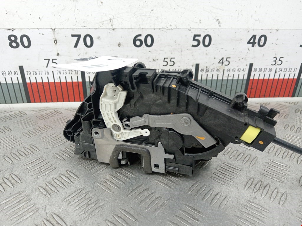 Замок двери задней левой MERCEDES-BENZ C-Class C-klasse W205 2014-н.в.