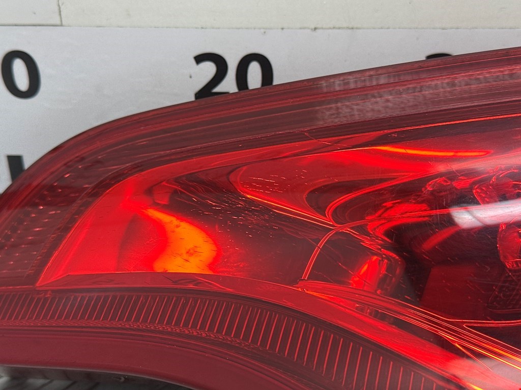Фонарь задний внутренний правый AUDI Q7 I 2006-2015