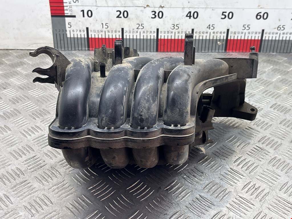 Коллектор впускной VOLKSWAGEN Polo V HB 2009-2017