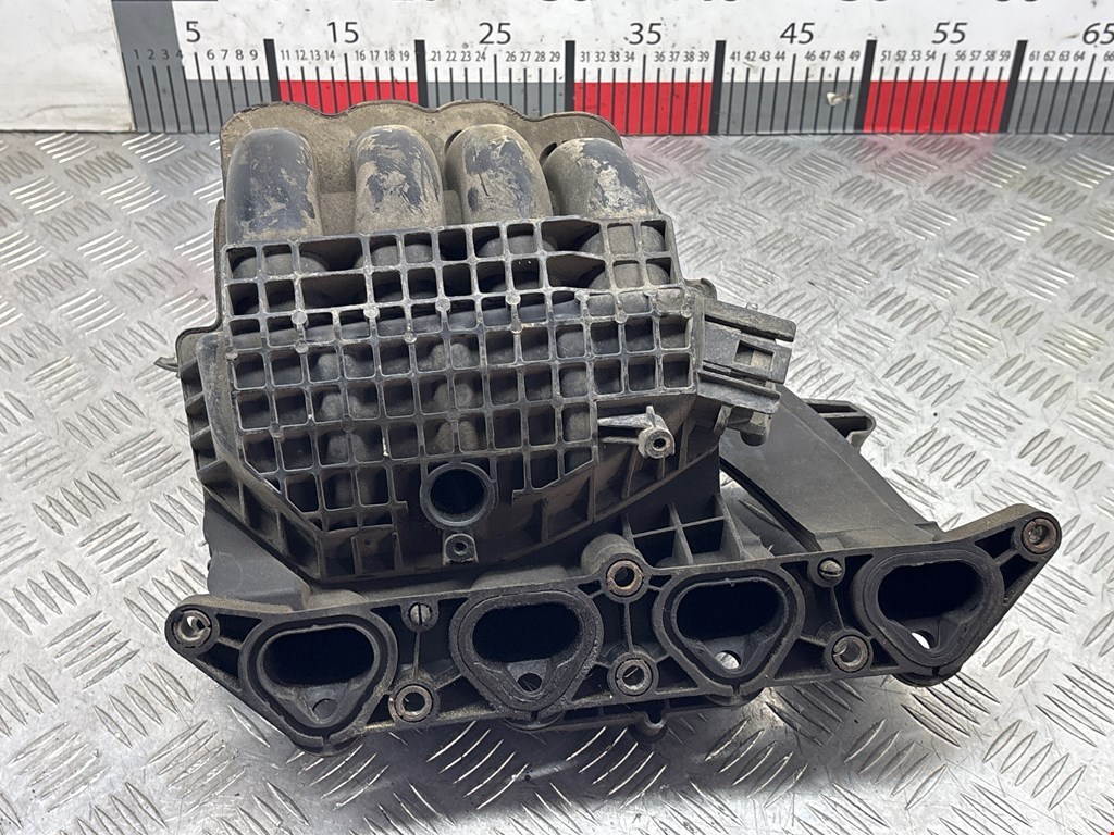 Коллектор впускной VOLKSWAGEN Polo V HB 2009-2017