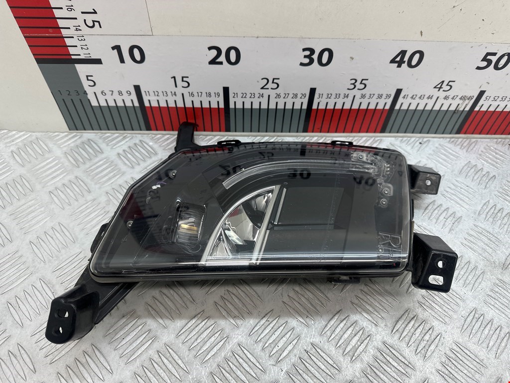 Фара противотуманная правая (ПТФ) TESLA Model S I 2012-н.в.