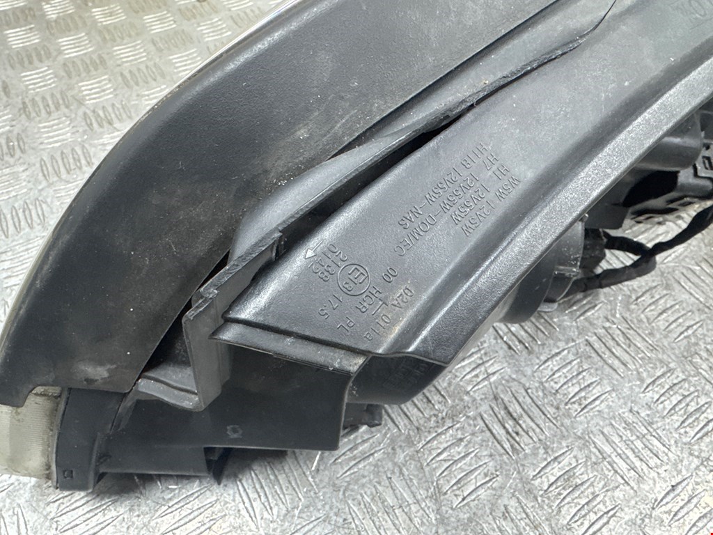 Фара правая KIA Carens 2006-2012