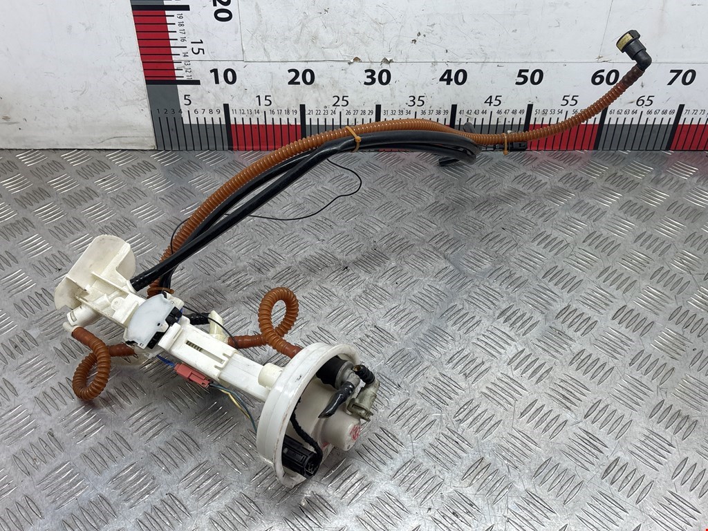 Датчик уровня топлива BMW X5 (E70) (2006-2013)