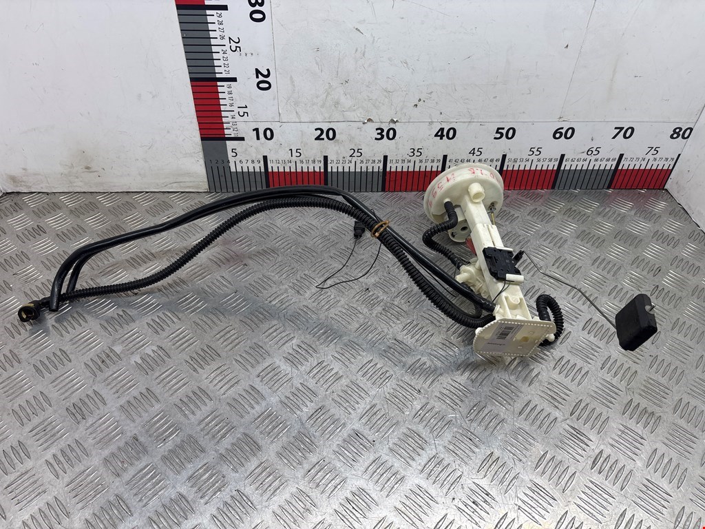 Датчик уровня топлива BMW X5 (E70) (2006-2013)