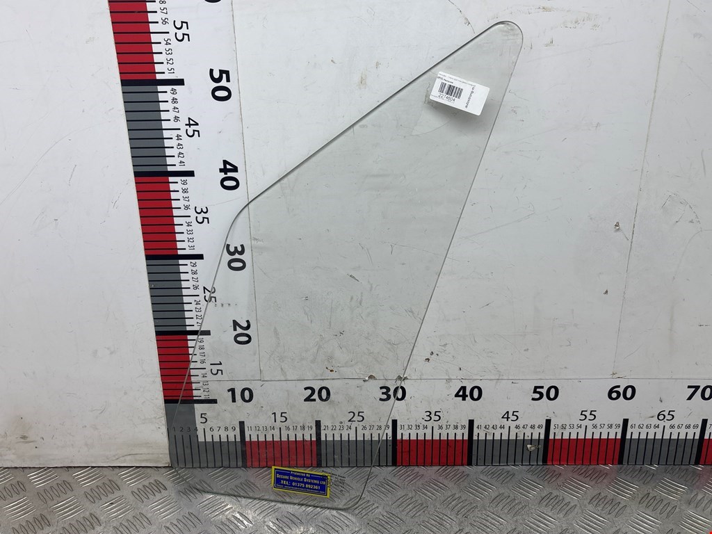 Стекло двери передней левой (форточка) MERCEDES-BENZ Sprinter 906 2006-2018