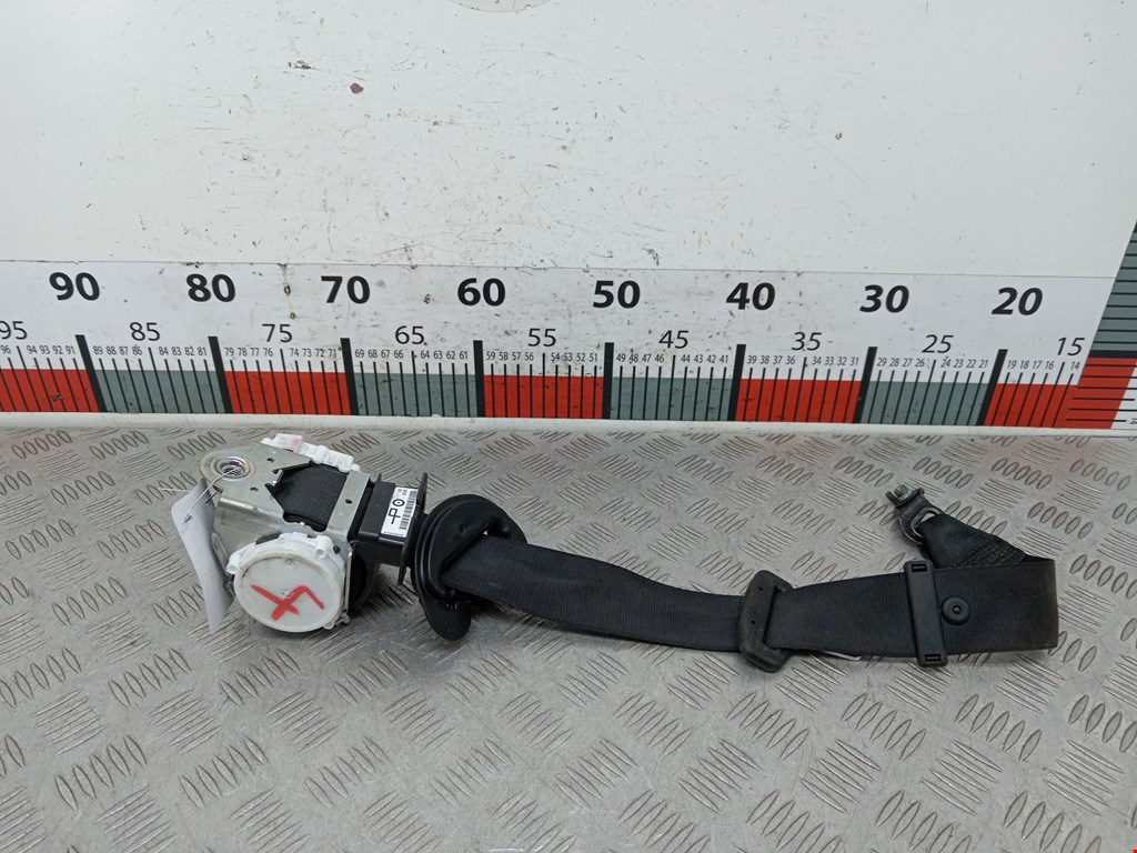 Ремень безопасности задний левый BMW X3 E83 2003-2010