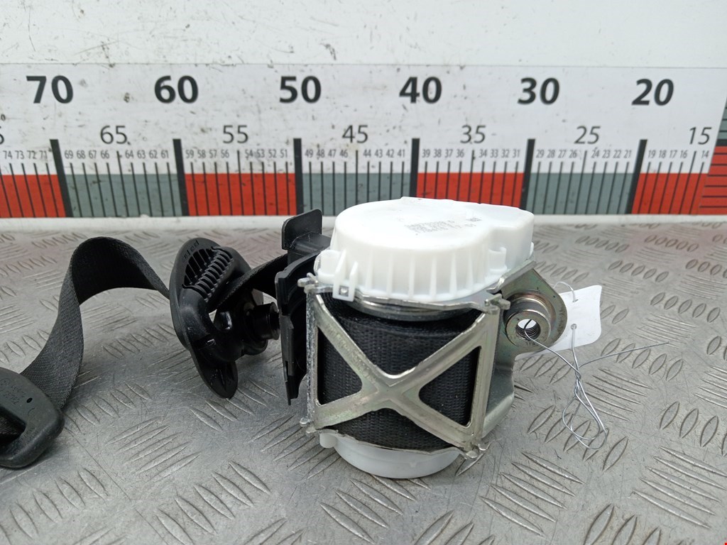 Ремень безопасности задний левый BMW X3 E83 2003-2010