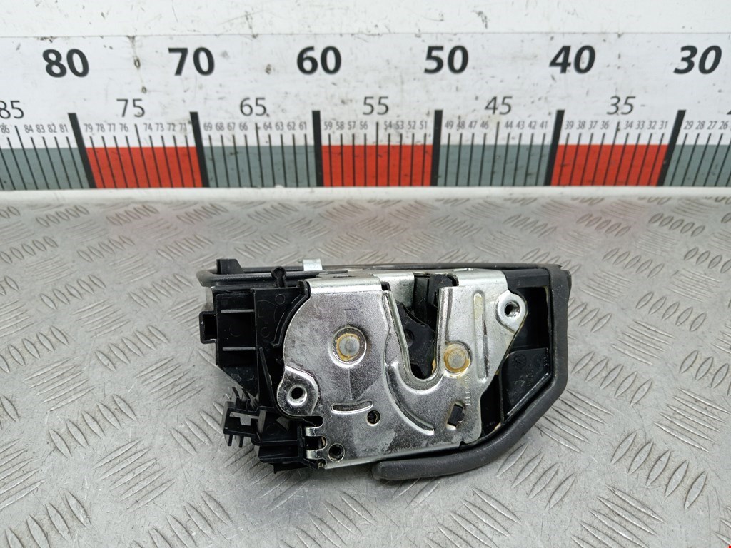 Замок двери задней правой BMW X5 E70 2007-2013