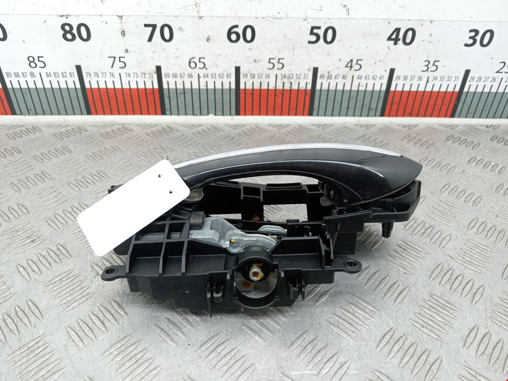 Ручка двери задней наружная правая BMW 5er 5 серия F10/F11/F07 2009-2017