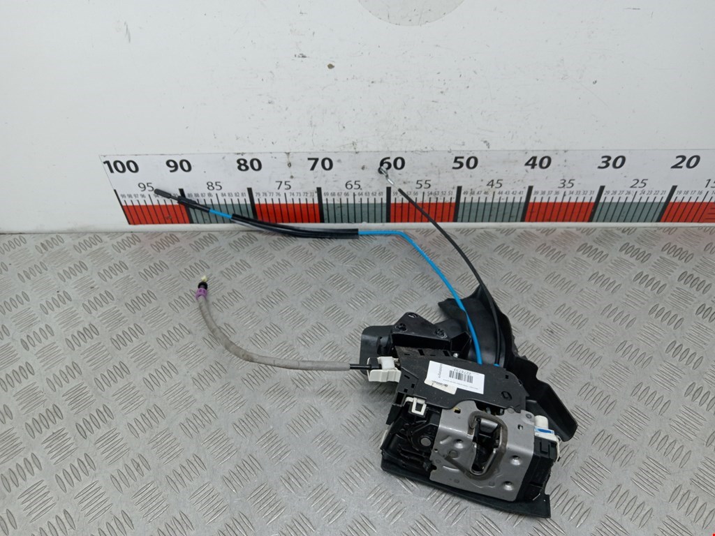 Замок двери задней правой MERCEDES-BENZ C-Class C-klasse W204 2007-2015