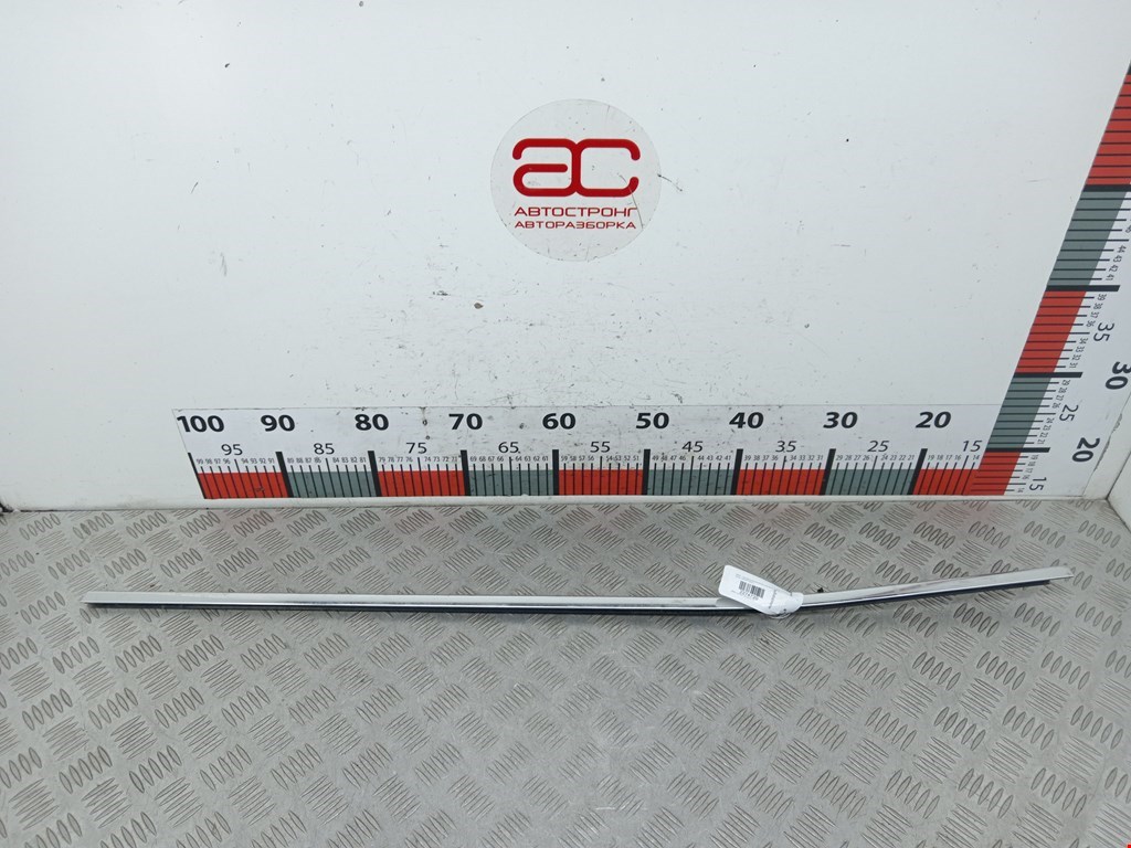 Накладка декоративная (молдинг) стекла двери задней левой BMW 5-Series (E60/E61) (2003-2010)