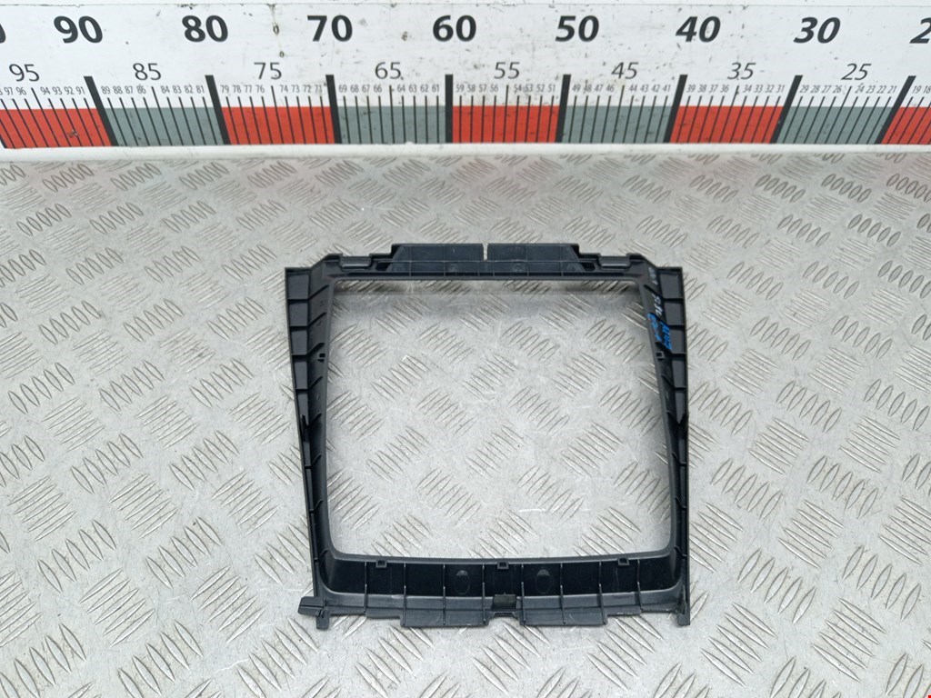 Накладка декоративная BMW X5 E70 2007-2013