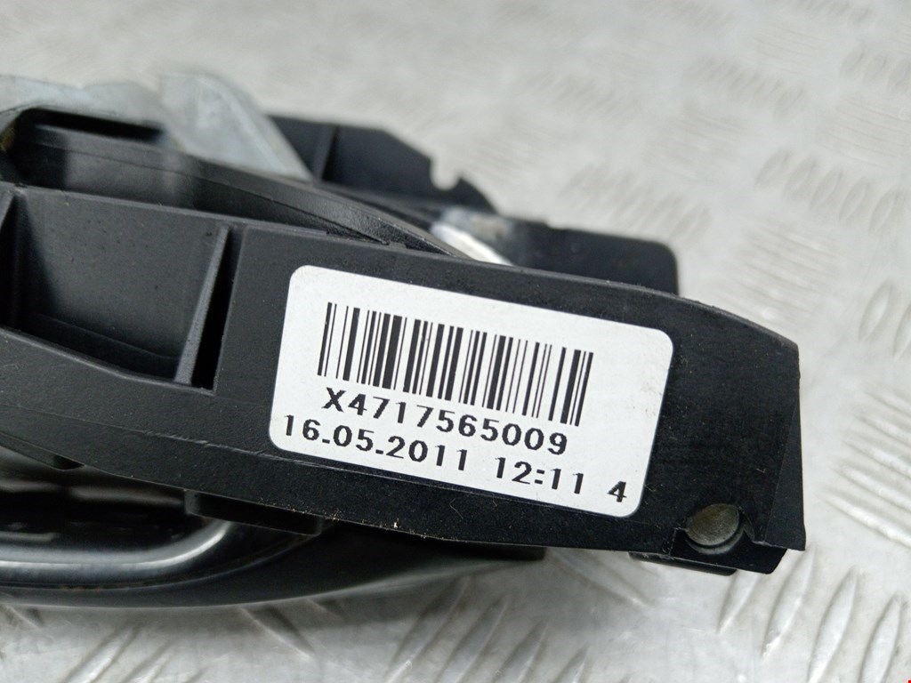 Ручка двери задней наружная правая BMW 5er 5 серия F10/F11/F07 2009-2017