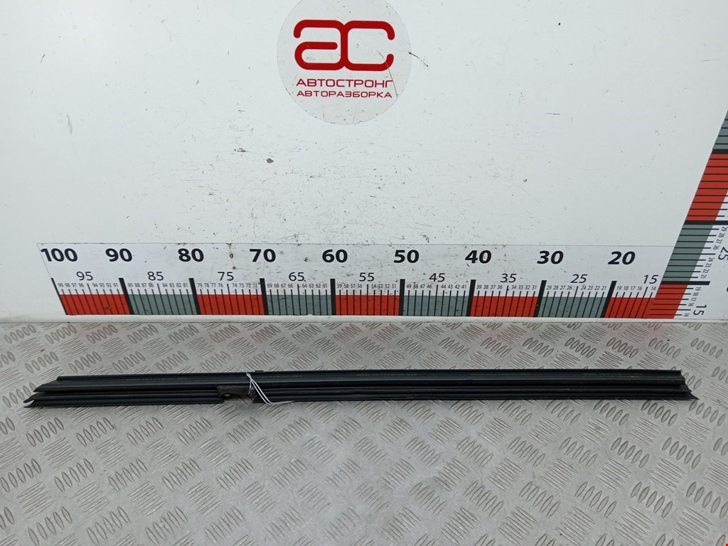 Накладка декоративная (молдинг) стекла двери задней правой BMW 5-Series (F07/F10/F11/F18) (2009-2017)