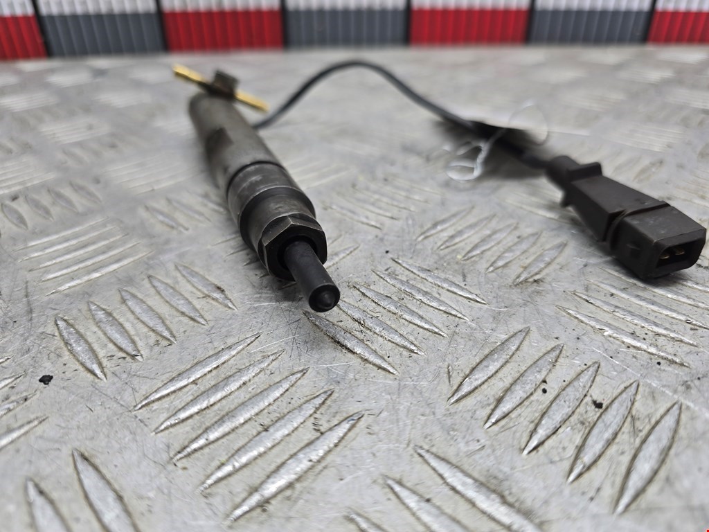 Форсунка дизельная электрическая VOLKSWAGEN Passat B5 1997-2005