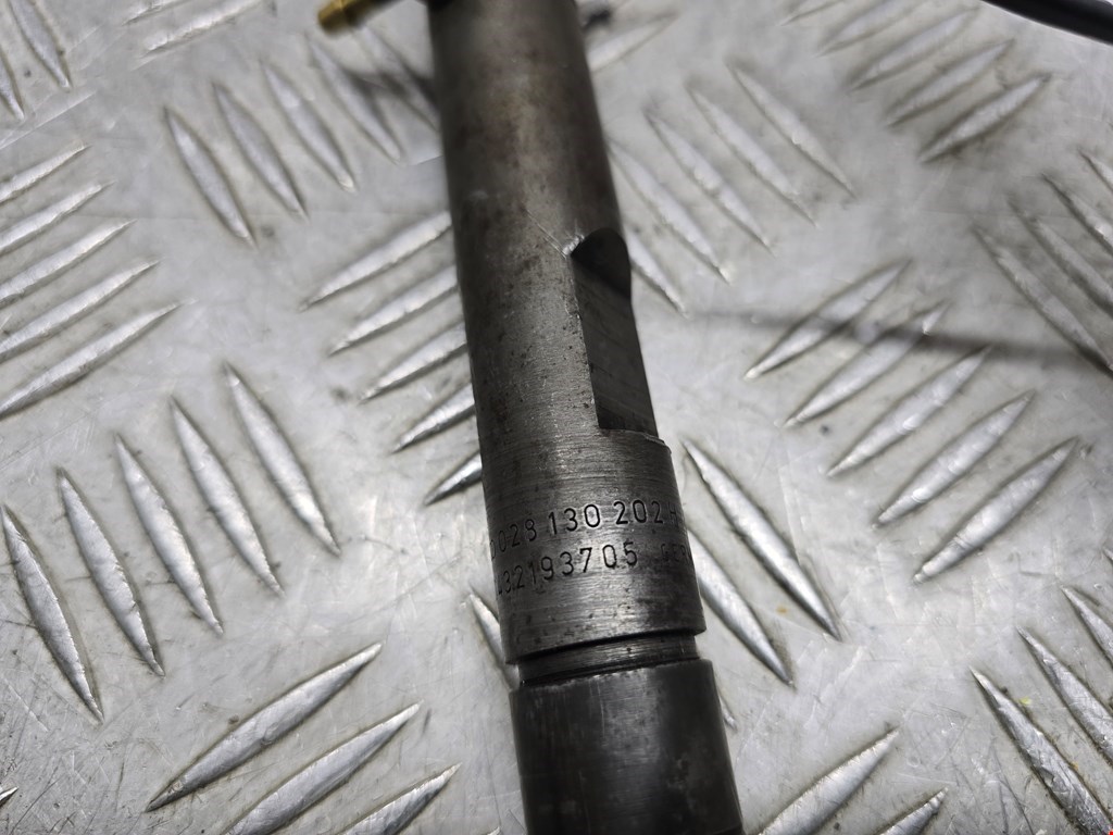 Форсунка дизельная электрическая VOLKSWAGEN Passat B5 1997-2005