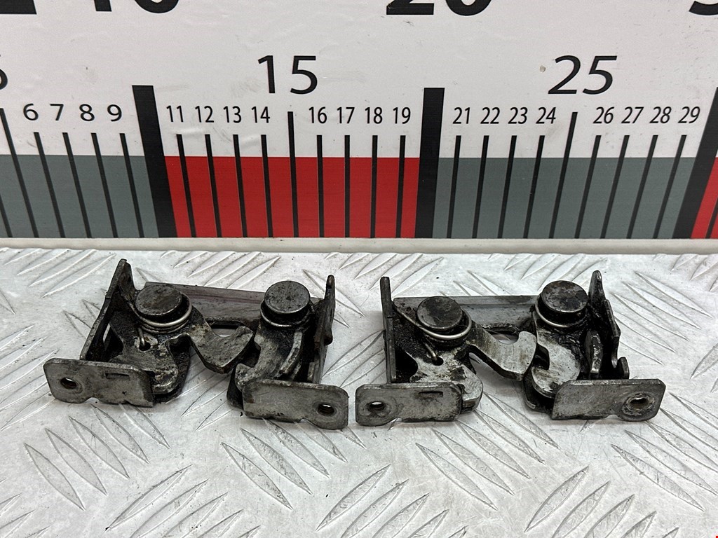 Замок капота BMW 5er 5 серия E60/E61 2003-2010