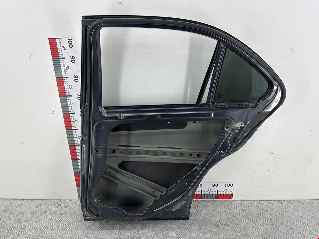 Дверь задняя правая MERCEDES-BENZ C-Class C-klasse W204 2007-2015