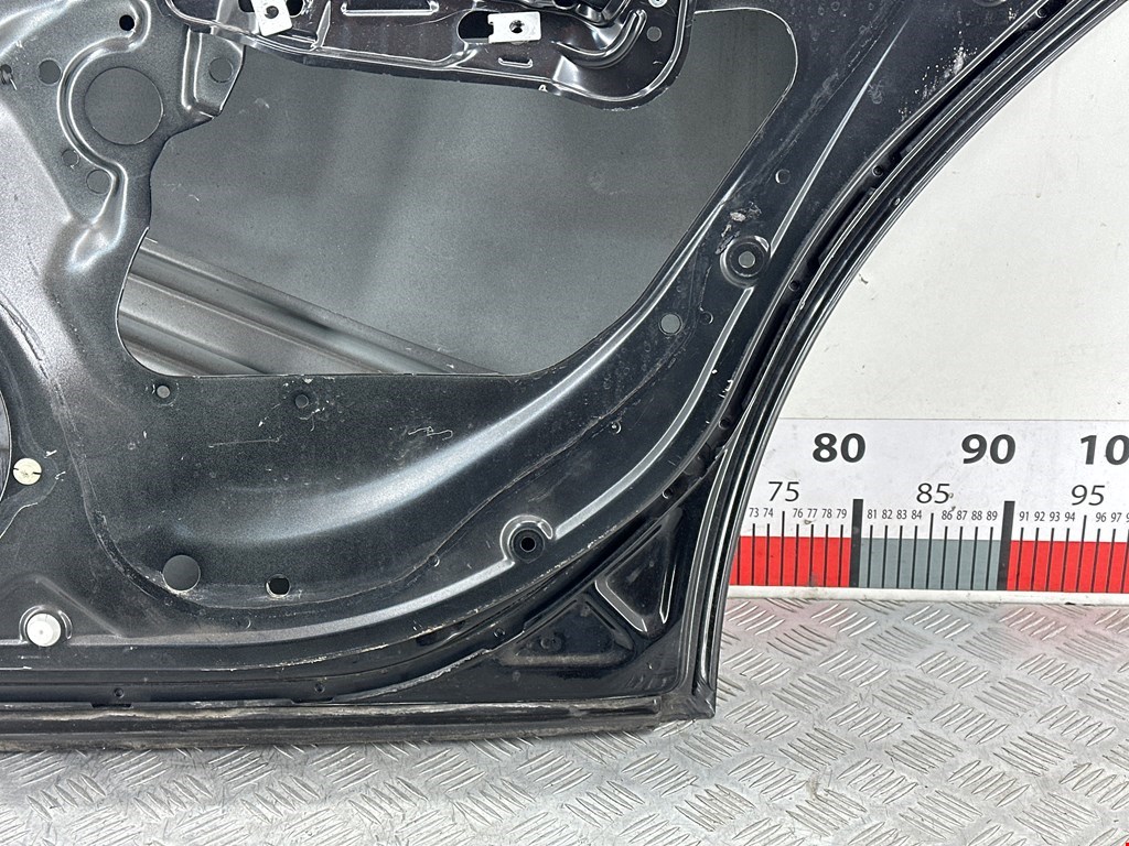 Дверь задняя правая MERCEDES-BENZ CLS-Class C219 2004-2010