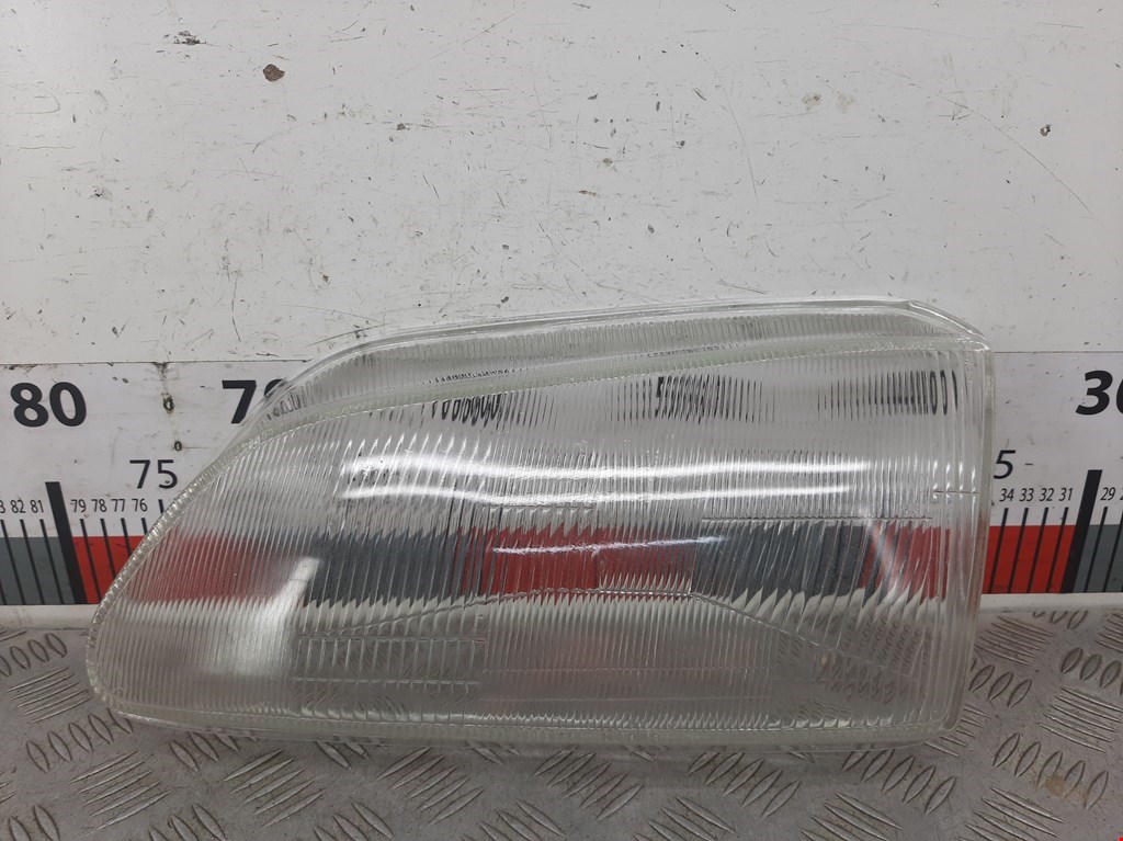 Стекло фары левой Renault Scenic 1 (1996-2003)