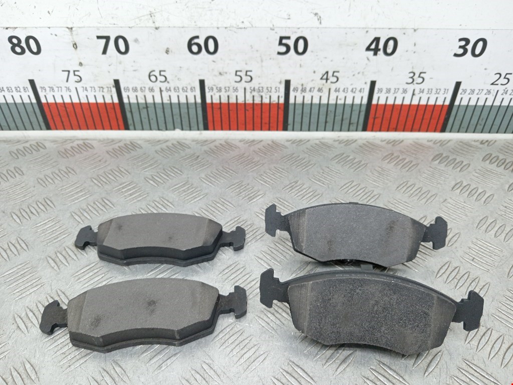 Колодка тормозная Ford Sierra (1982-1993)