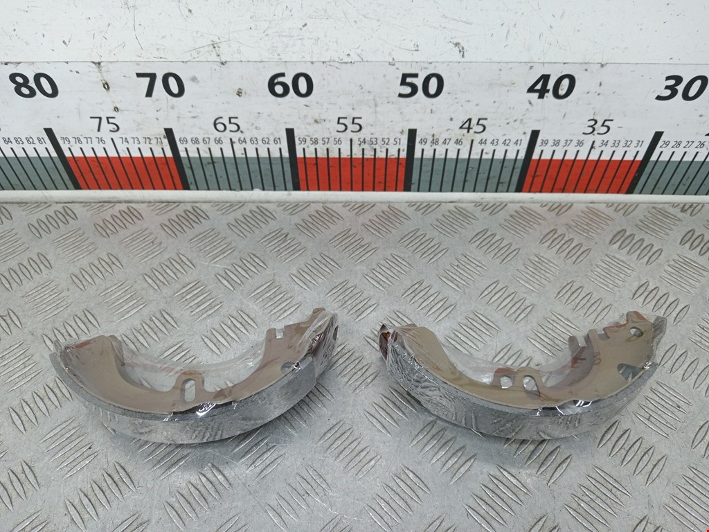 Колодка тормозная Toyota Corolla 5 (1983-1988)