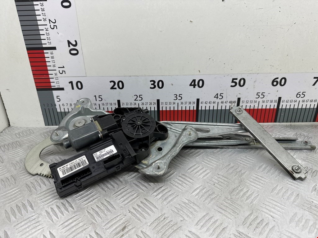 Стеклоподъемник передний правый RENAULT Megane III 2009-2016