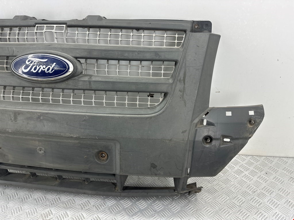 Бампер передний FORD Transit 2006-2014