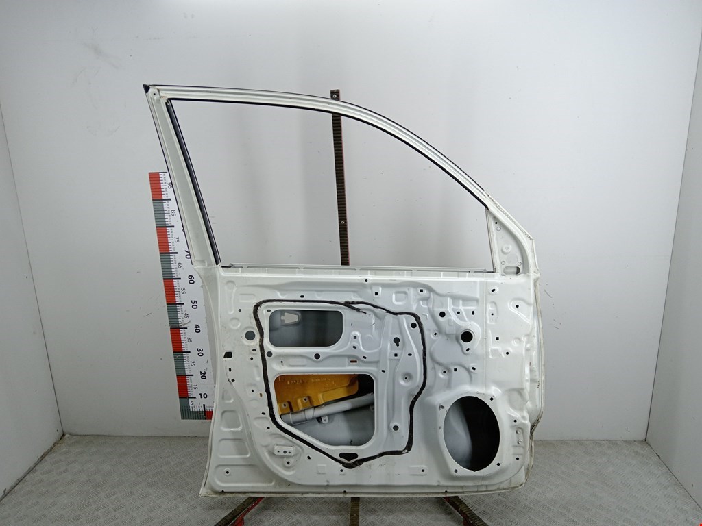 Дверь передняя левая TOYOTA Land Cruiser 200 2007-2021