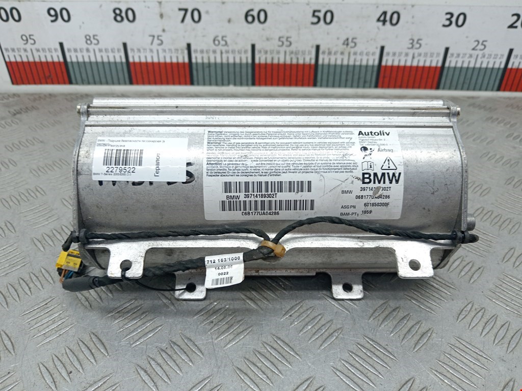 Подушка безопасности пассажирская (в торпедо) BMW 7er 7 серия E65/E66 2001-2008